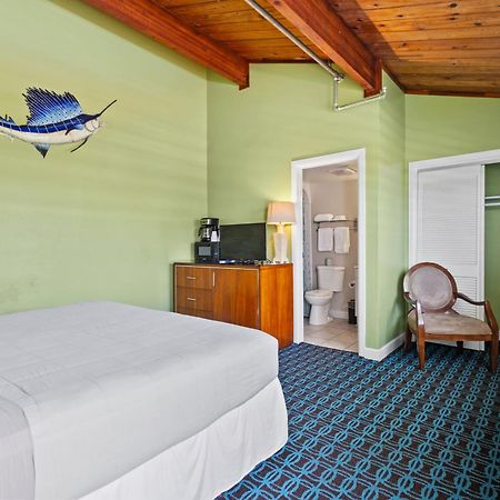 Oceanfront Inn, Inlet View Room, King Bed, #14 Fort Pierce Εξωτερικό φωτογραφία